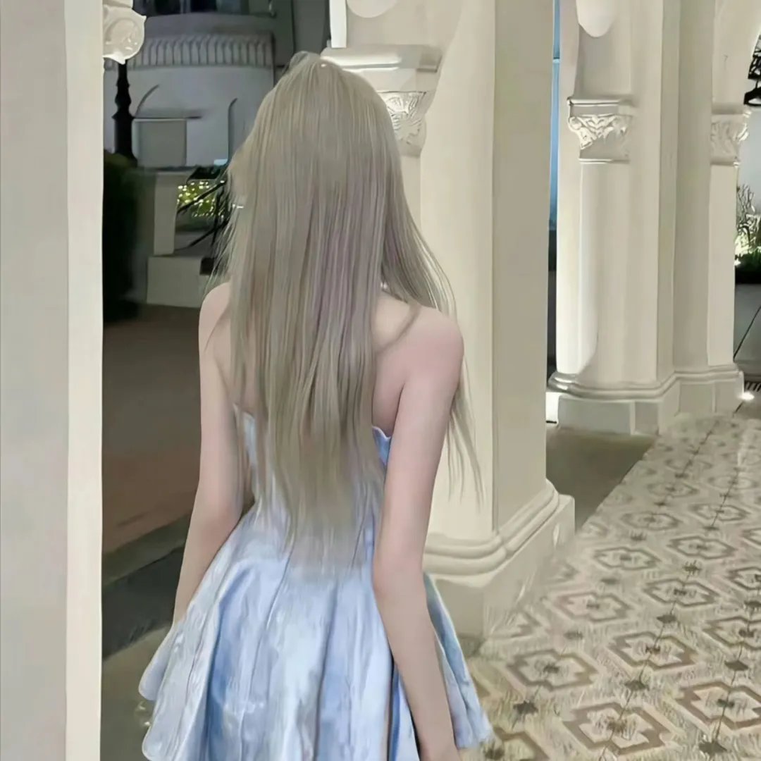 金发美人